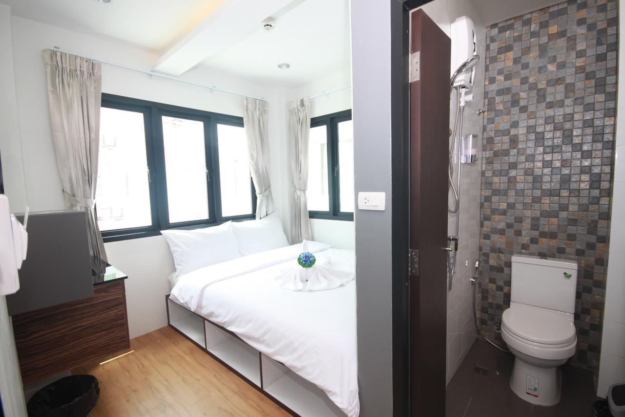 Darin Hostel Bangkok Exterior foto